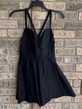 🍒💣 Torrid plus size black bathing suit skirt